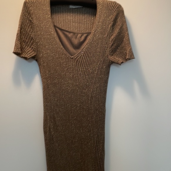 Zara maternity stretchy dress - Picture 3 of 6